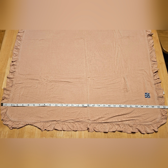 Kickee Pants Ruffled Baby Blanket, EUC - Picture 8 of 11